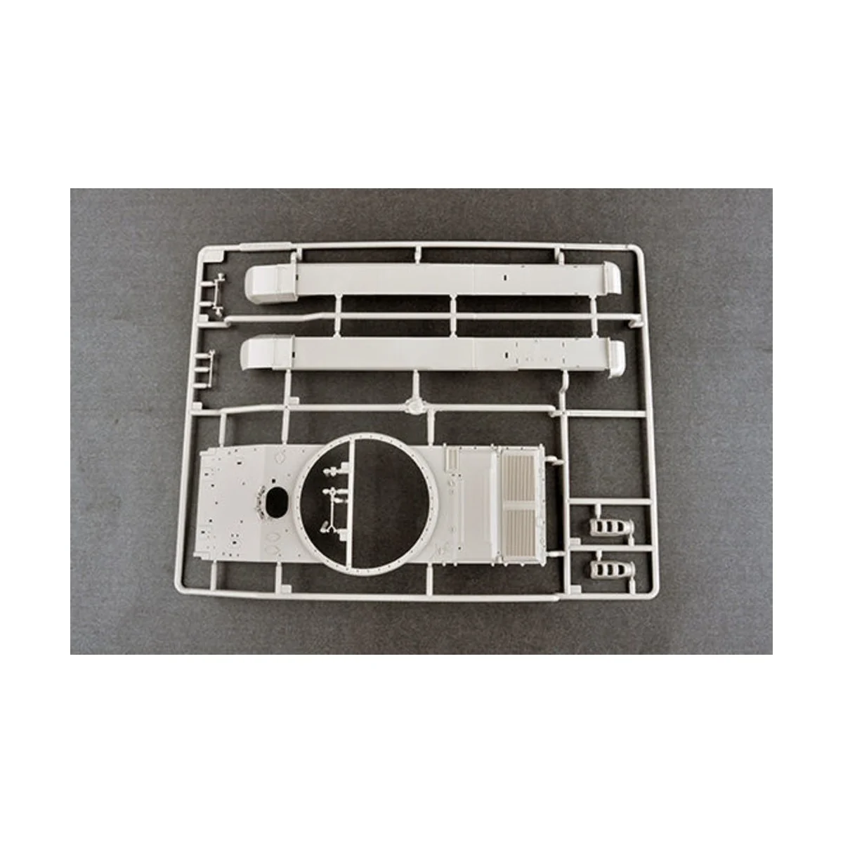 2S19-M2 Self-propelled Howitzer, 1/35 - Trumpeter 09534