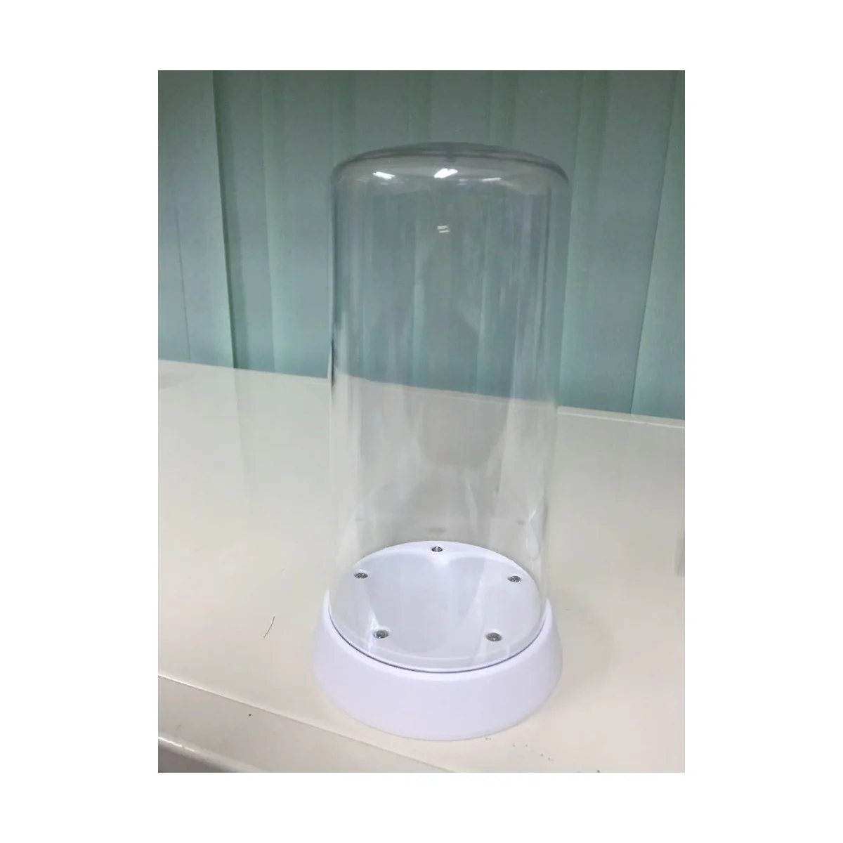 Round Top Acrylic Display Case with LED Light (ø84 x 185mm) - Maste...