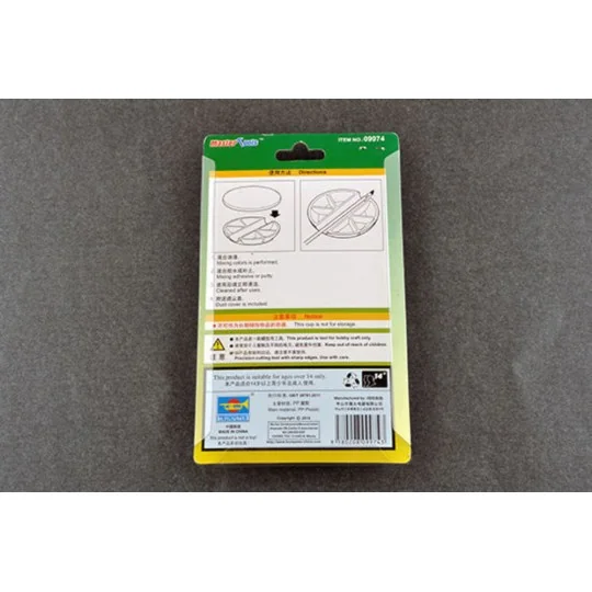 Paint Pallet with Brush Rest - Master Tools 09974