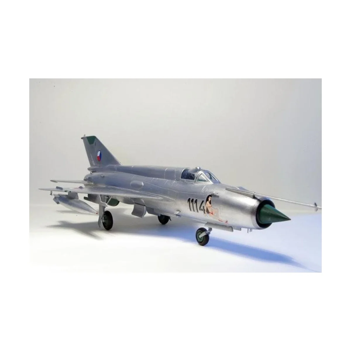 MiG-21MA, 1/72 - Mistercraft C-17 MiG-21MA, 1/72 - Mistercraft C-17