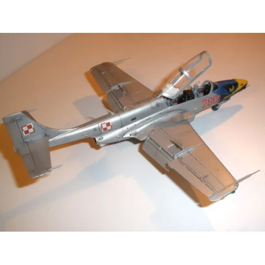 TS-11 White Eagle Iskra - Mistercraft C-18