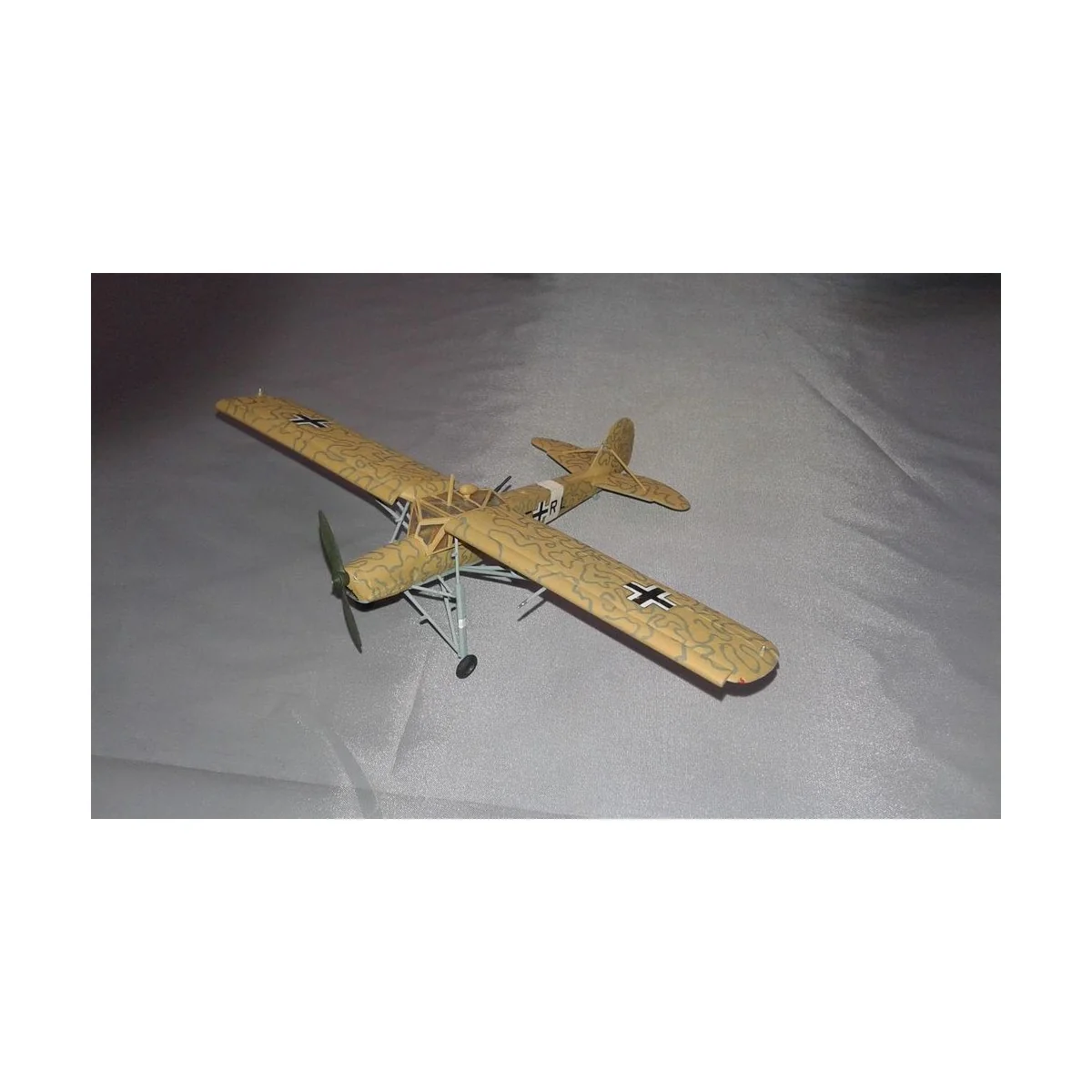 Fi-156 C-3 Rommels Storch, 1/72 - Mistercraft D-204