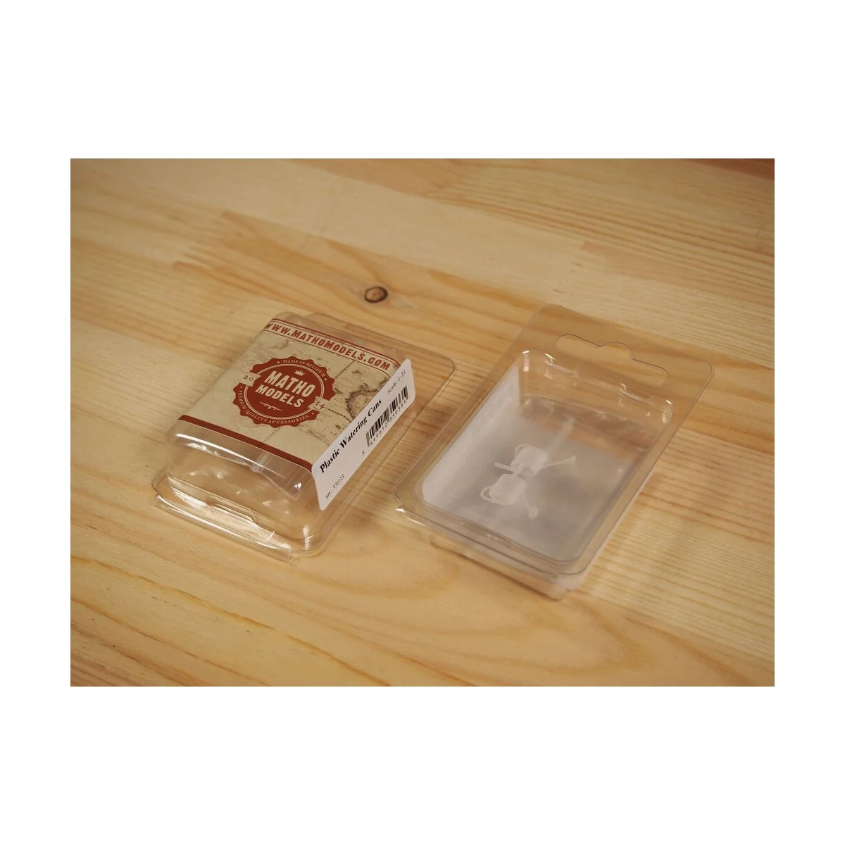 Plastic Watering Cans - Matho Models 35033