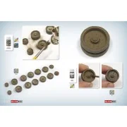 SOLUTION BOOK 20 - How to Paint WWII Soviet Winter Vehicles - (Mult...