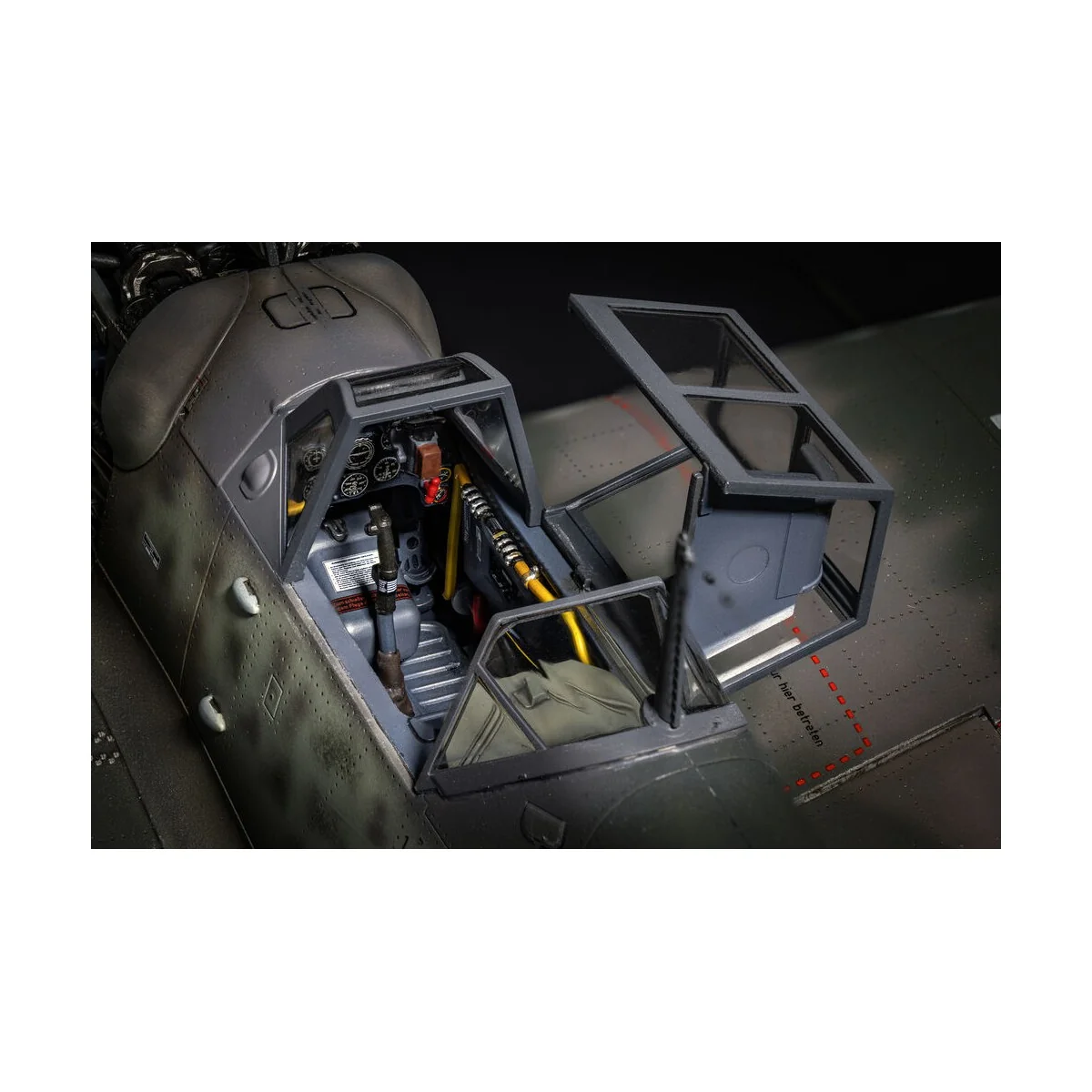 Messerschmitt Bf109G-5/G-6, 1/24 - Airfix A17003