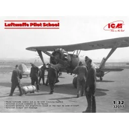 Luftwaffe Pilot School (Hs 123A (late) with crew), 1/32 - ICM 32017