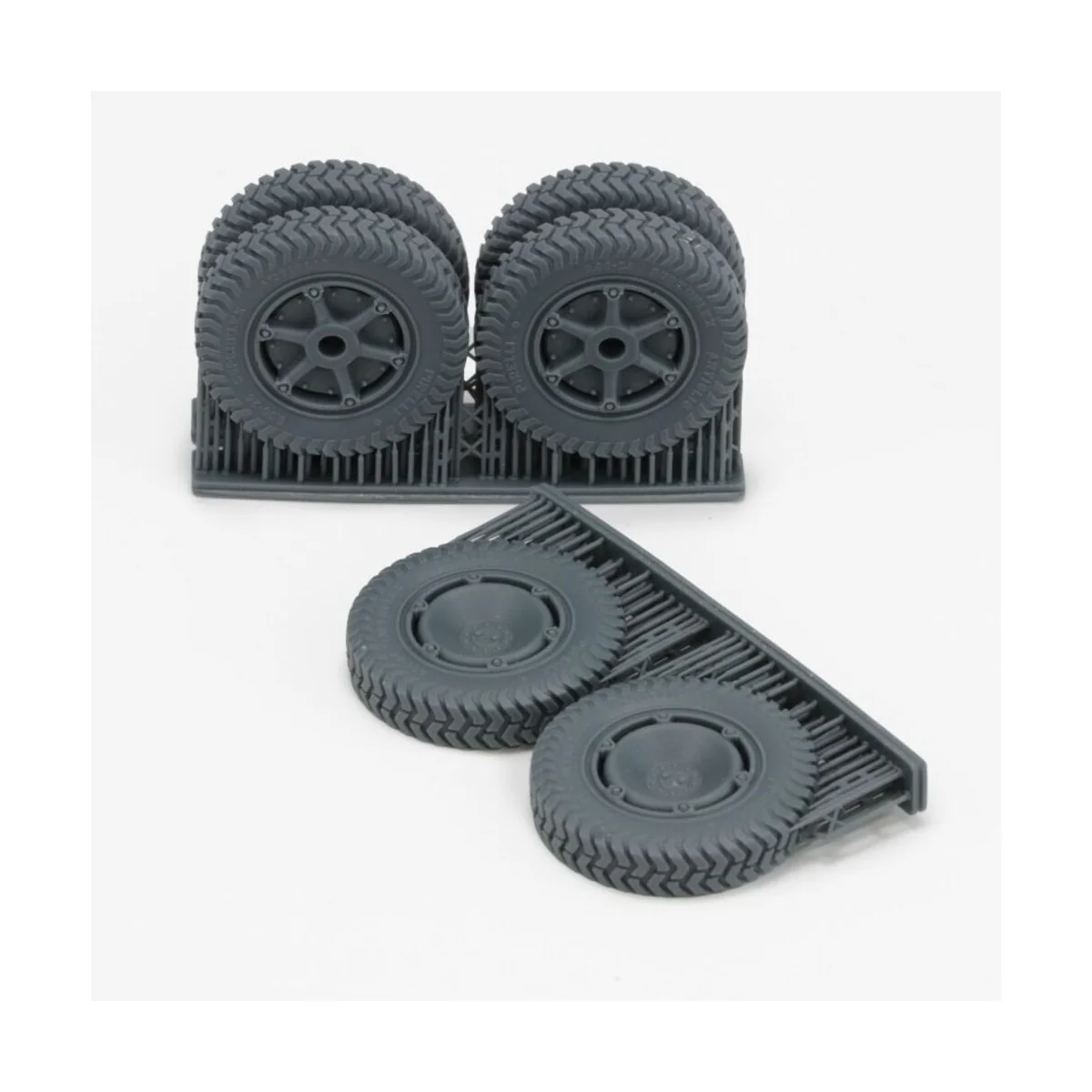 Autoblinda AB41 'Artiglio' wheels set, 1/35 - Royal Model RM1162