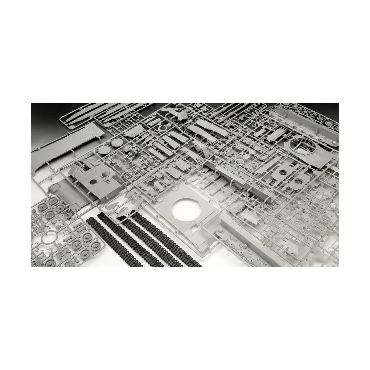 Model Set Leopard 2A7A1, 1/35 - Revell 63360 Model Set Leopard 2A7A1, 1/35 - Revell 63360