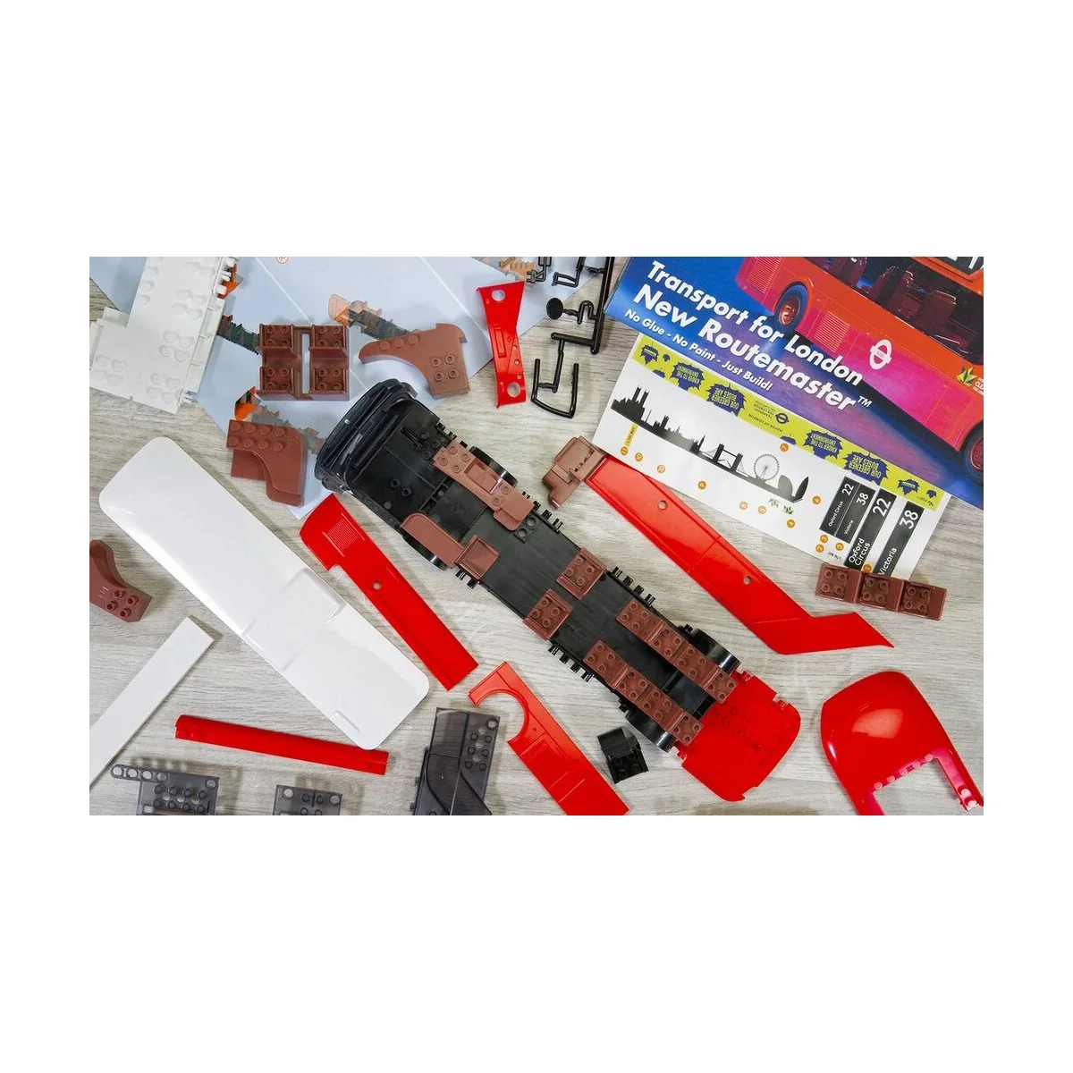 QUICKBUILD New Routemaster Bus - Airfix J6050