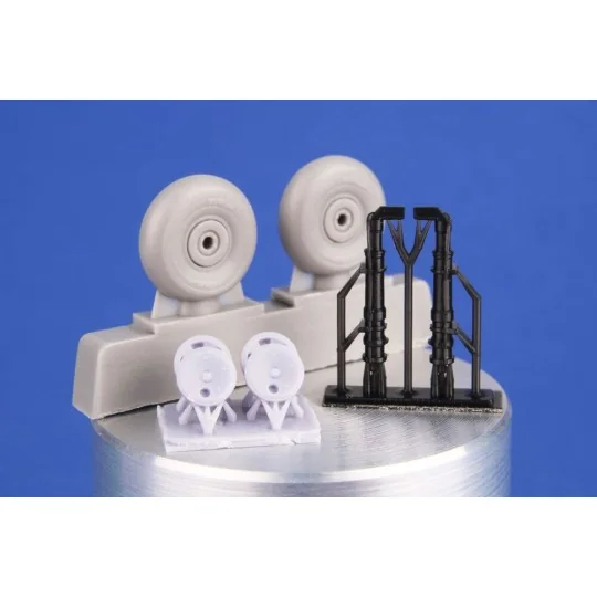 Fairey Barracuda Wheels for Special Hobby, 1/72 - CMK 129-7531 Fairey Barracuda Wheels for Special Hobby, 1/72 - CMK 129-7531