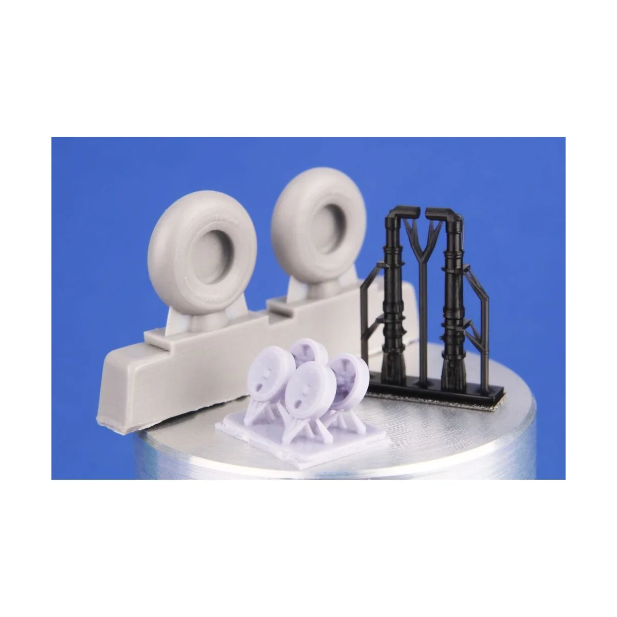 Fairey Barracuda Wheels for Special Hobby, 1/72 - CMK 129-7531 Fairey Barracuda Wheels for Special Hobby, 1/72 - CMK 129-7531