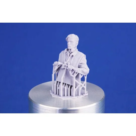 WWII British CW Tank Commander / Half Figure, 1/35 - CMK 129-F35409 WWII British CW Tank Commander / Half Figure, 1/35 - CMK 129-F35409