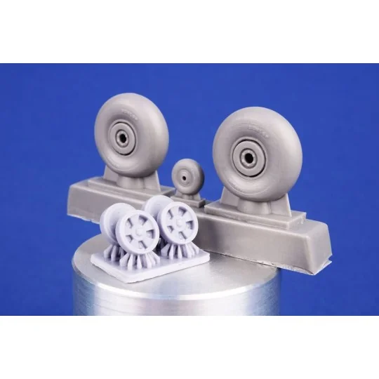 Fairey Barracuda Wheels for Trumpeter, 1/48 - CMK 129-4505 Fairey Barracuda Wheels for Trumpeter, 1/48 - CMK 129-4505