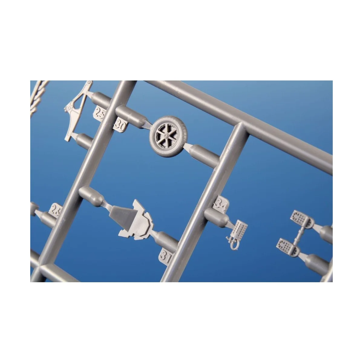 Messerschmitt Bf 109E-4/7 'Staffelkapitäne', 1/72 - Special Hobby 1...