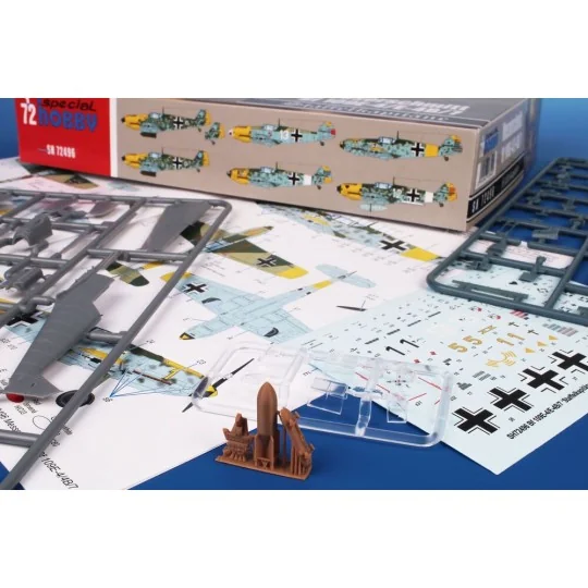 Messerschmitt Bf 109E-4/7 'Staffelkapitäne', 1/72 - Special Hobby 1...