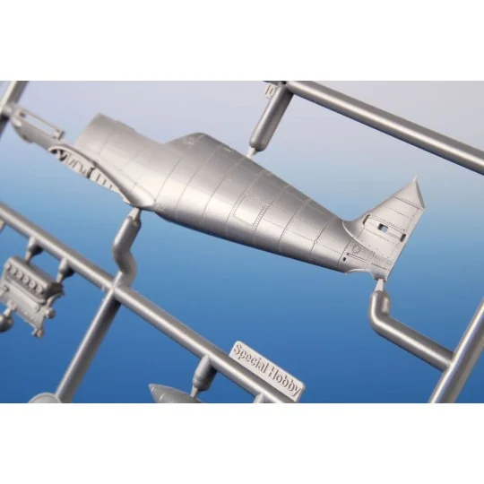 Messerschmitt Bf 109E-4/7 'Staffelkapitäne', 1/72 - Special Hobby 1...