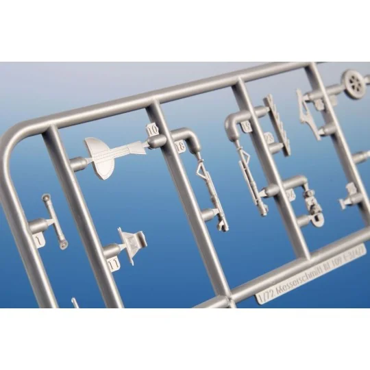 Messerschmitt Bf 109E-4/7 'Staffelkapitäne', 1/72 - Special Hobby 1...