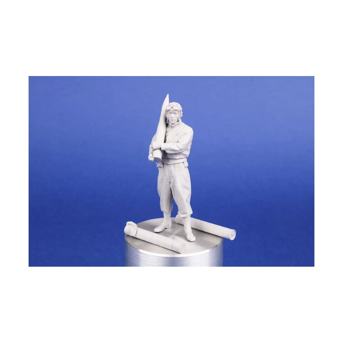 M36 Tank Destroyer Loader, 1/35 - CMK 129-F35410 M36 Tank Destroyer Loader, 1/35 - CMK 129-F35410