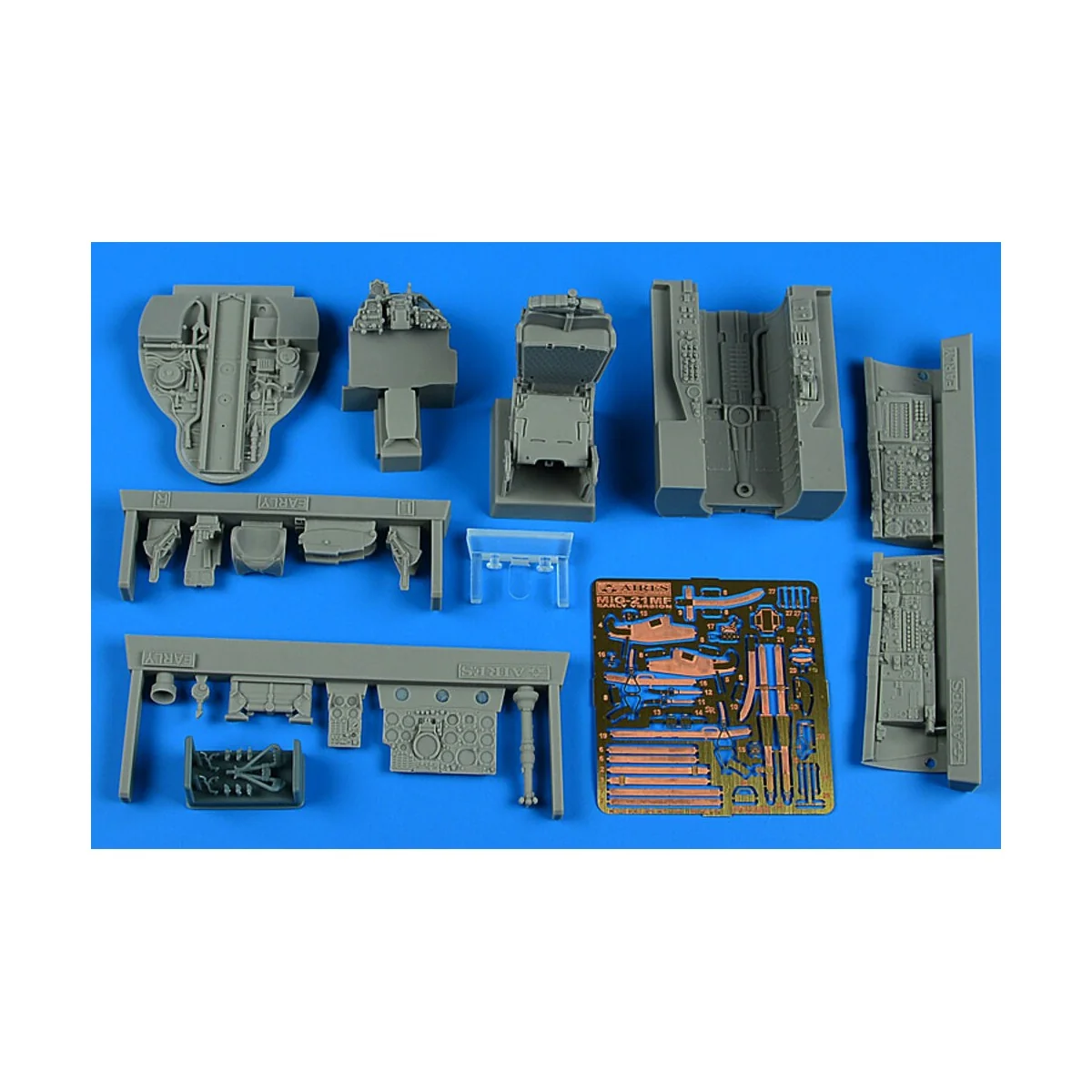 MiG-21MF Fishbed J cockpit set - early v. for Trumpeter, 1/32 - Air...