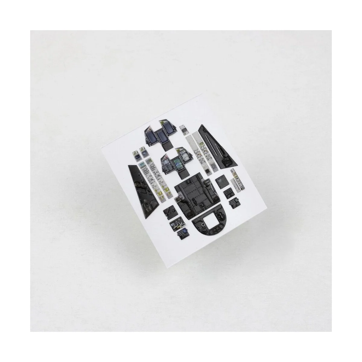 Jas-39C Gripen for Kitty Hawk, 1/48 - Red Fox Studio RFSQS-48201