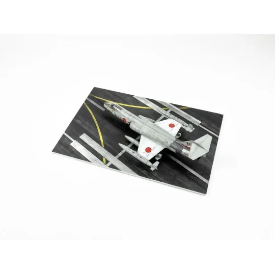 Modern NATO Airfield Type 2 250x160mm (Universal), 1/72 - Red Fox S...
