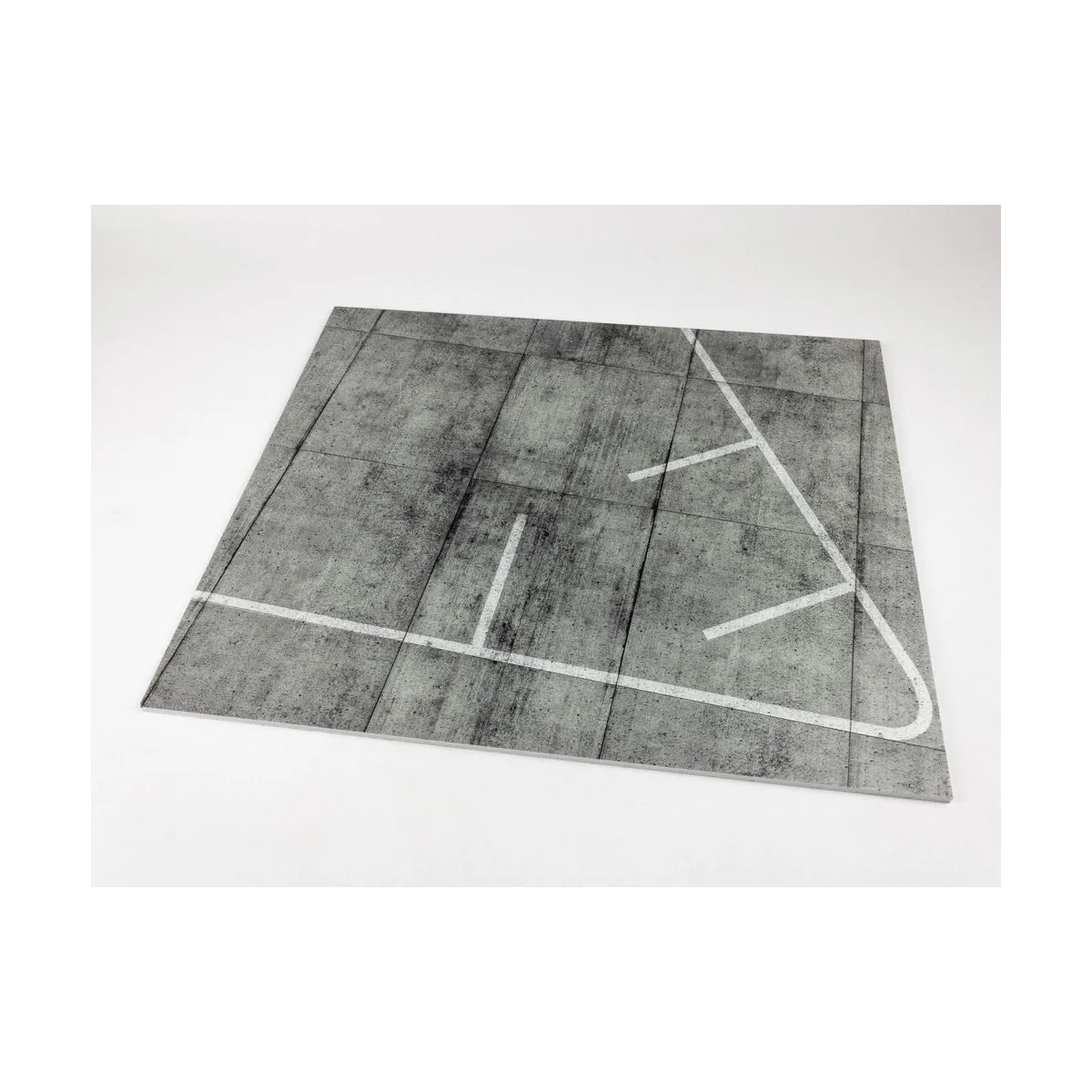 Modern NATO Airfield Type 5 380x320mm (Universal), 1/48 - Red Fox S...