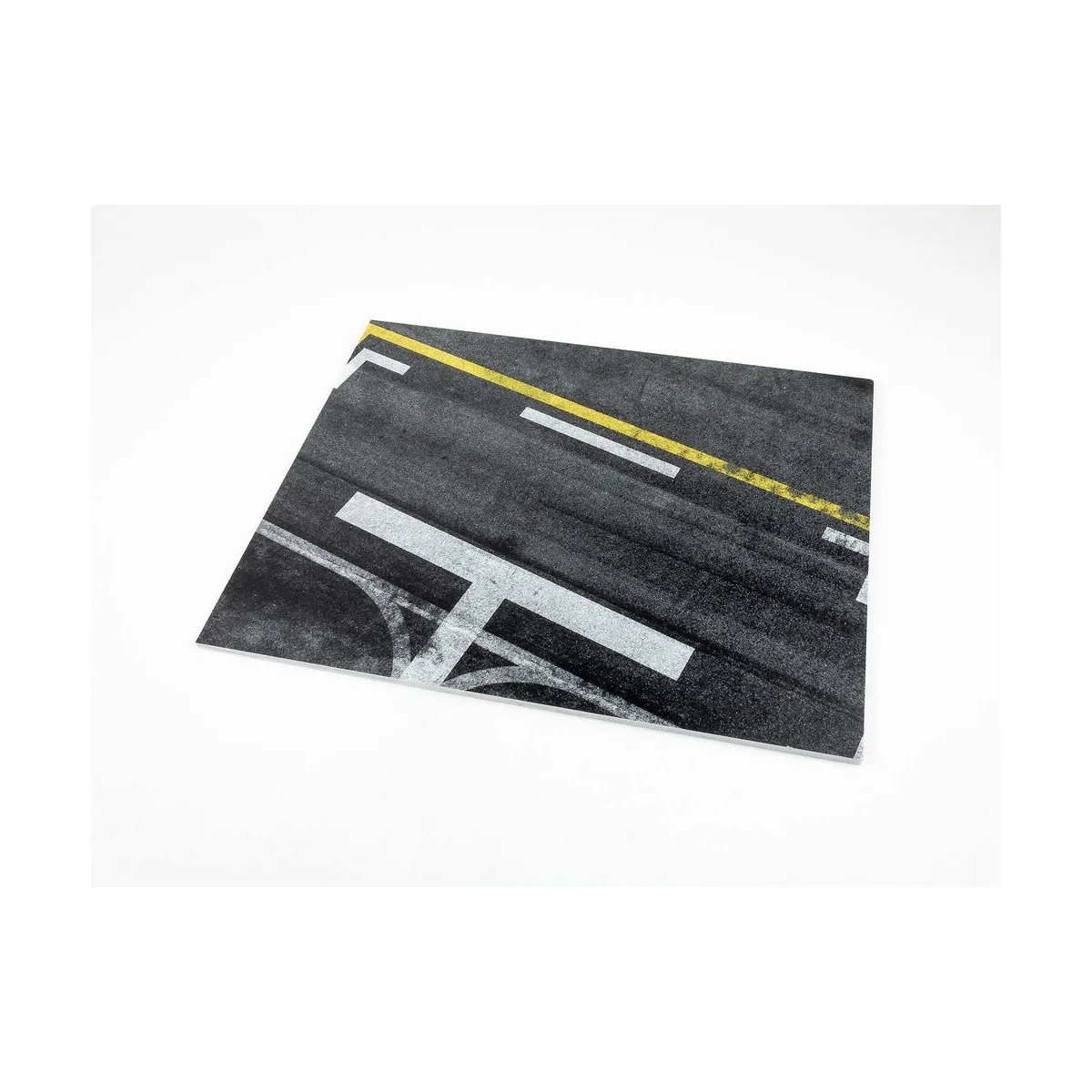 Modern NATO Airfield Type 8 300x230mm (Universal), 1/48 - Red Fox S...