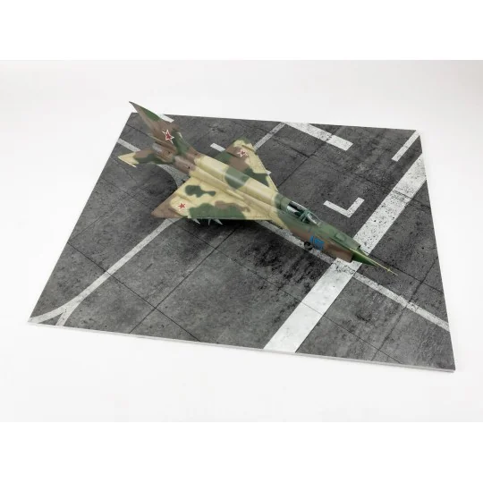 Modern NATO Airfield Type 10 380x320mm (Universal), 1/48 - Red Fox ...