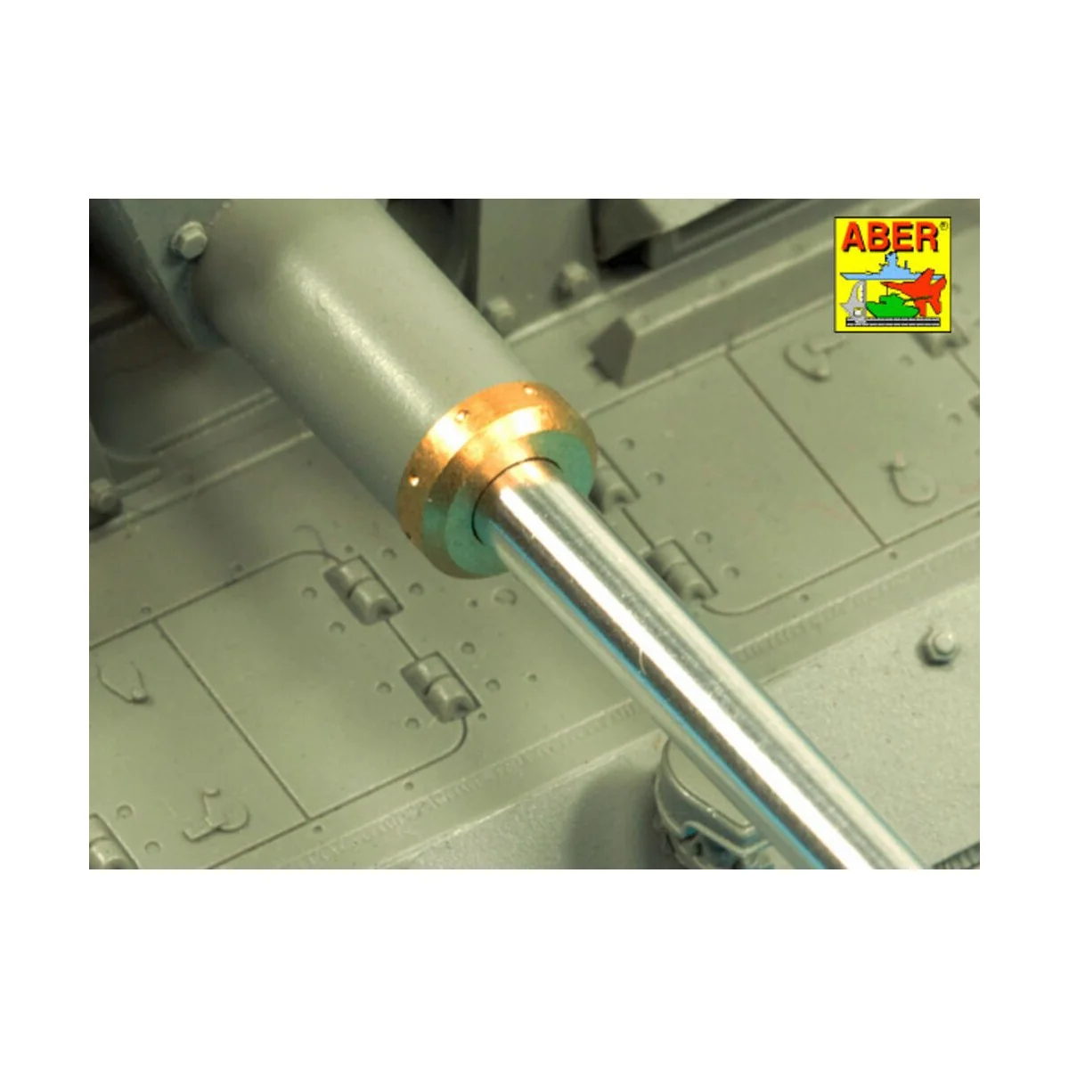 German StuK.40 L/48 7,5 cm Barrel with late muzzle brake for Stug.I...