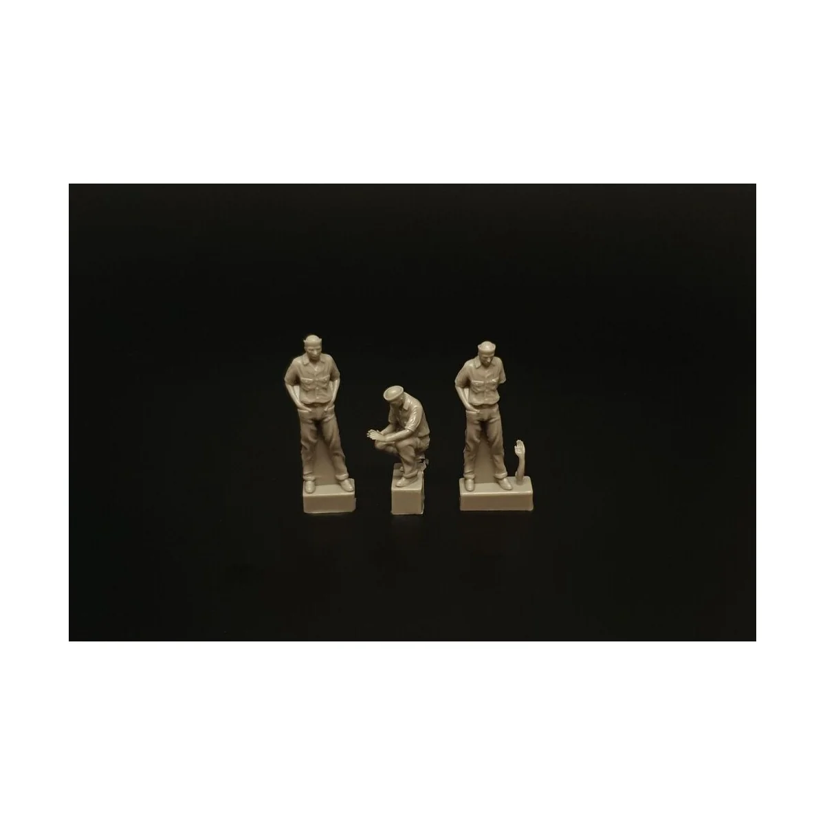 US Navy Sailors for WW2 Dioramas, 1/144 - Brengun BRL144201