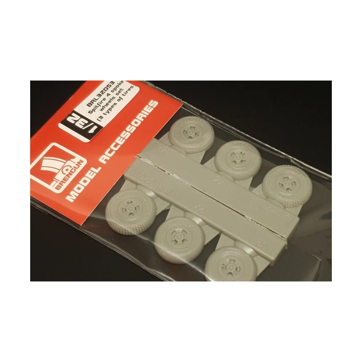Spitfire 4 spoke wheels set (3 types of tires), 1/32 - Brengun BRL3...