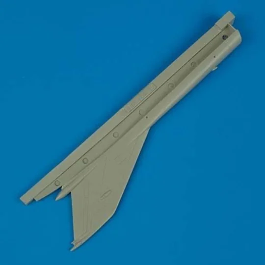 MiG-21 MF correct spine and Tail, 1/72 - Quickboost QB72 231 MiG-21 MF correct spine and Tail, 1/72 - Quickboost QB72 231