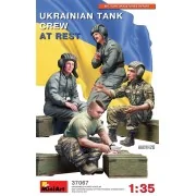 Ukrainian Tank Crew at Rest, 1/35 - MiniArt 37067