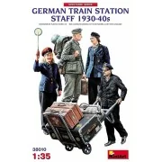 German Train Station Staff 1930-40s, 1/35 - MiniArt 38010