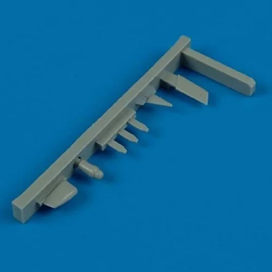 A-1 Skyraider antennas (HASEGAWA) - Quickboost QB72 250