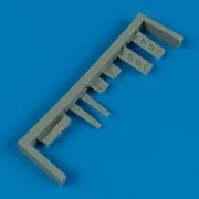 P-40 warhawk undercarriage covers (ACA) - Quickboost QB72 298