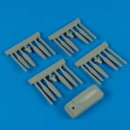 B-24 Liberator propellers w/tool (HAS) - Quickboost QB72 336