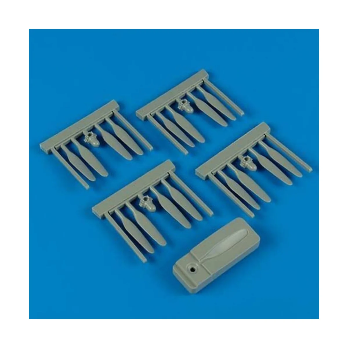 B-24 Liberator propellers w/tool (HAS), 1/72 - Quickboost QB72 336 B-24 Liberator propellers w/tool (HAS), 1/72 - Quickboost QB72 336