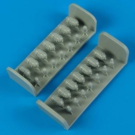 B-17 Flying fortress oxygen cylinders, 1/72 - Quickboost QB72 356