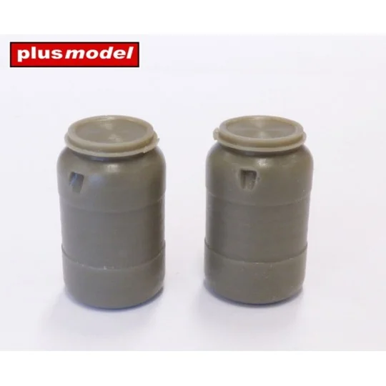 Plastic barrels II, 1/35 - Plus model EL070