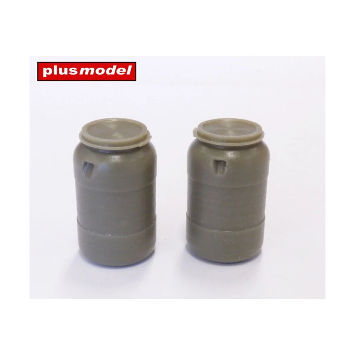 Plastic barrels II, 1/35 - Plus model EL070