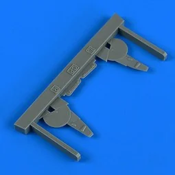 La-5 undercarriage covers - Quickboost QB72 660