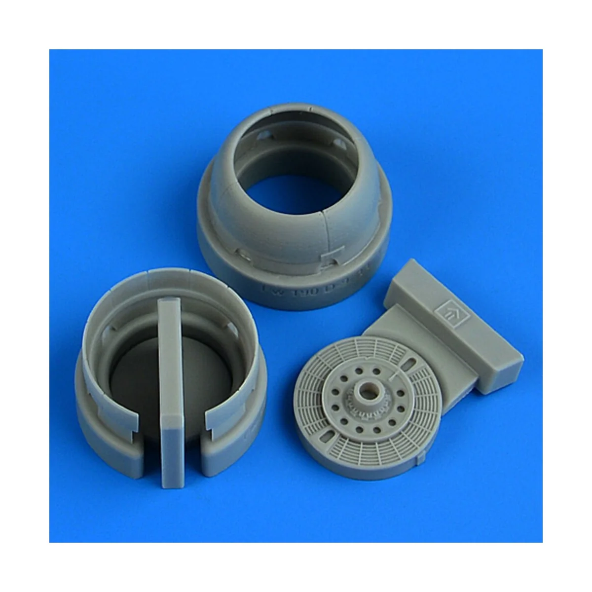 Fw 190D-9 cowling and cooling flaps (closed) for IBG - Quickboost Q...