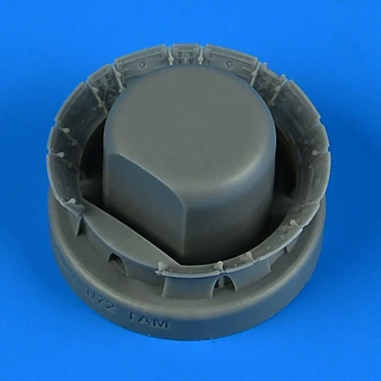 F4U-1 opened engine flaps, 1/72 - Quickboost QB72 694