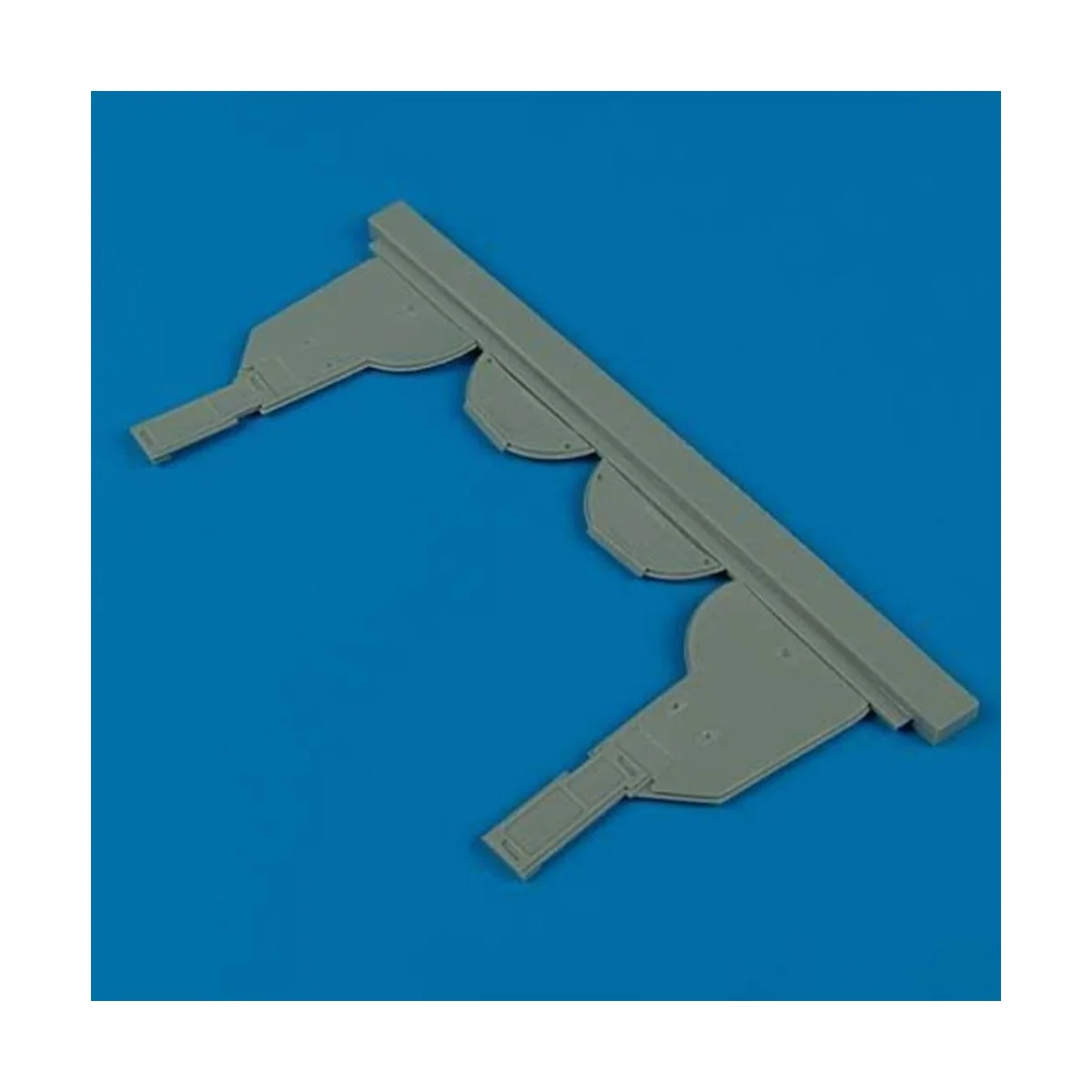 Kawasaki Ki61 Hein undercarriage covers - Quickboost QB32 075