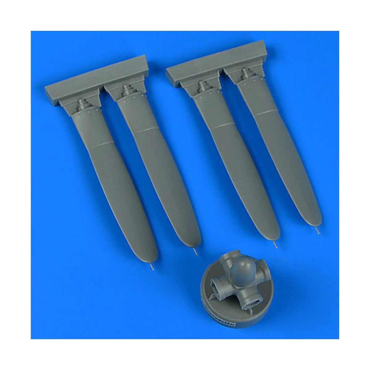 P-47 Thunderbolt propeller Curtiss electric f.Trumpeter, 1/32 - Qui... P-47 Thunderbolt propeller Curtiss electric f.Trumpeter, 1/32 - Qui...