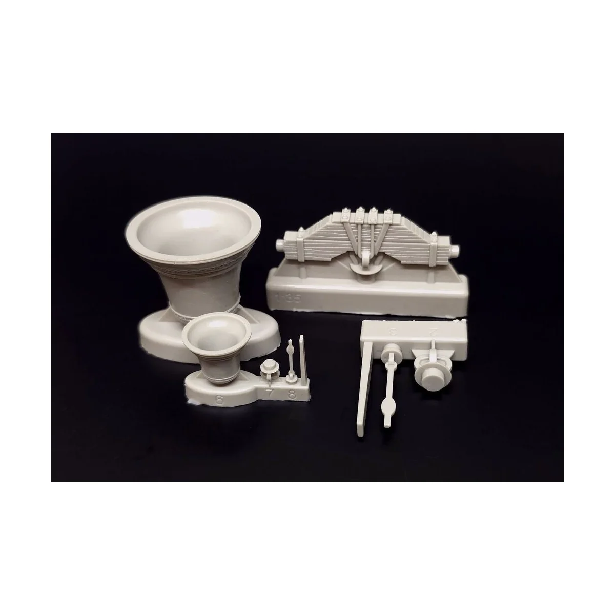 Old church bell, 1/35 - Hauler HLU35125