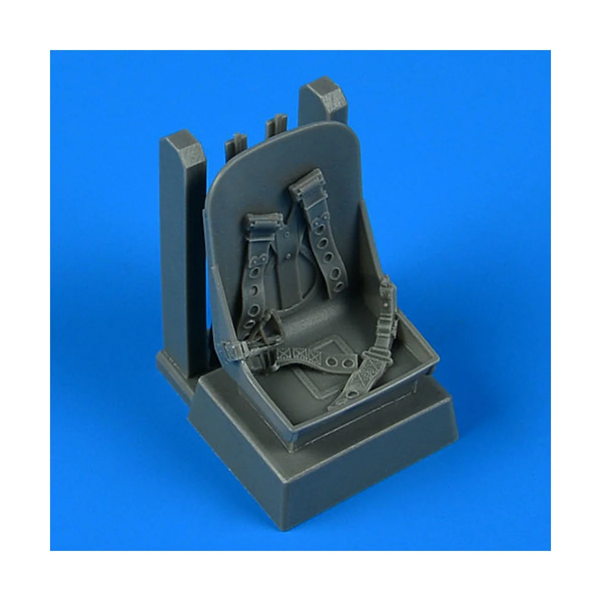 Gladiator seat with safety belts for ICM, 1/32 - Quickboost QB32 284