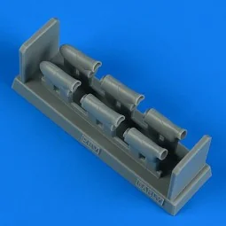 Hawker Hurricane Mk. IIb early exhaust REVELL, 1/32 - Quickboost QB...