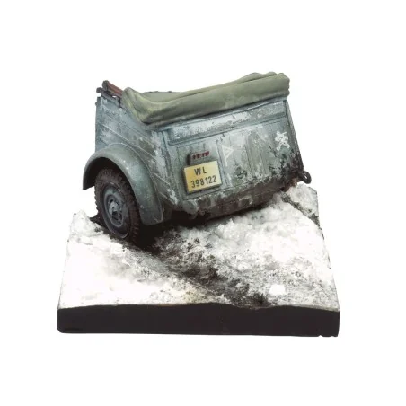 Vallejo Scenics: Kubelwagen Base (Rear) 5.5 x 5.5 cm - Vallejo SC007